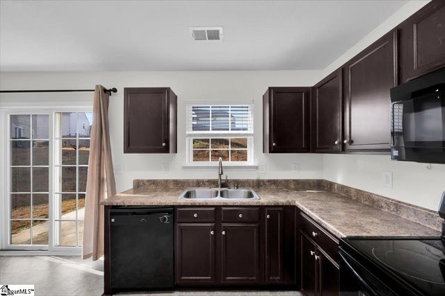 754 Markham Circle, Moore, SC 29369