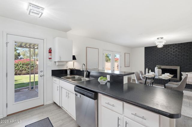 2644 S BUTTE Avenue, Tempe, AZ 85282