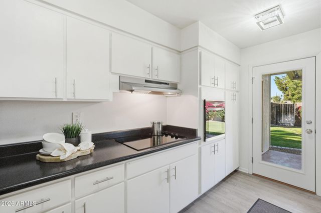 2644 S BUTTE Avenue, Tempe, AZ 85282