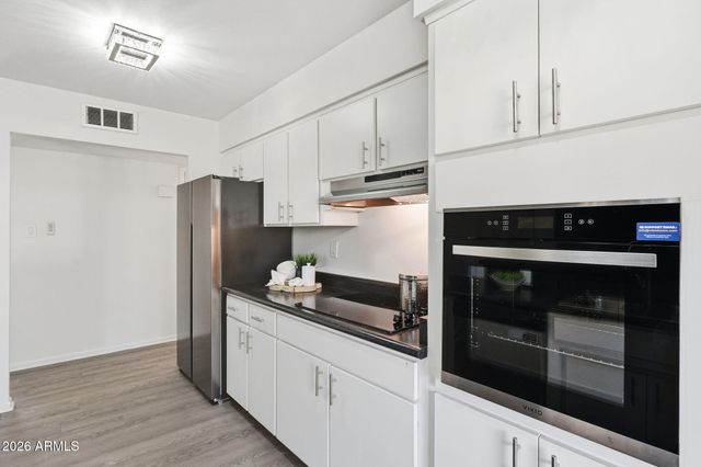 2644 S BUTTE Avenue, Tempe, AZ 85282