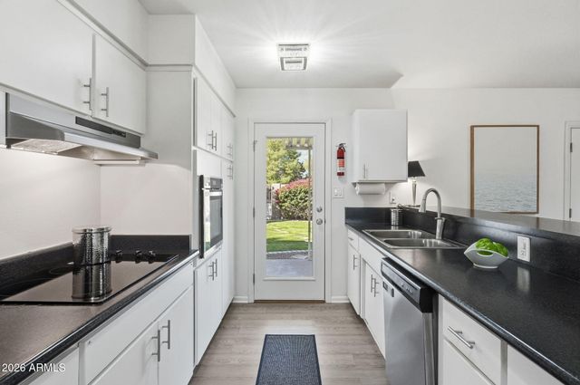 2644 S BUTTE Avenue, Tempe, AZ 85282