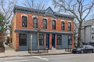 2028 N Oakley Avenue, Chicago, IL 60647