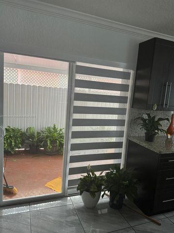 734 E 39th St, Hialeah, FL 33013