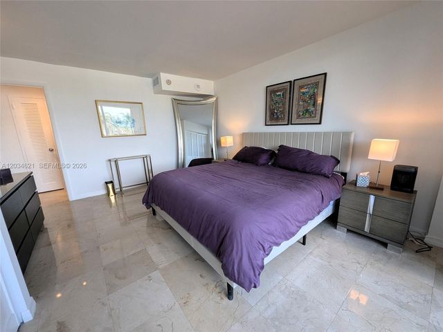 5161 Collins Avenue 518, Miami Beach, FL 33140