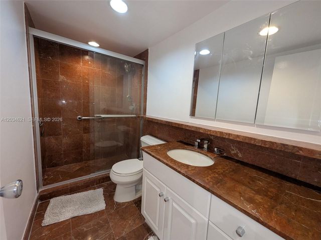 5161 Collins Avenue 518, Miami Beach, FL 33140