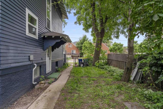 825 CROOKS STREET, Green Bay, WI 54301