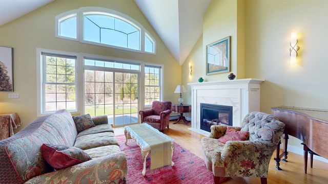 55 Braeside Place, Ferrisburgh, VT 05473