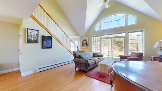 55 Braeside Place, Ferrisburgh, VT 05473