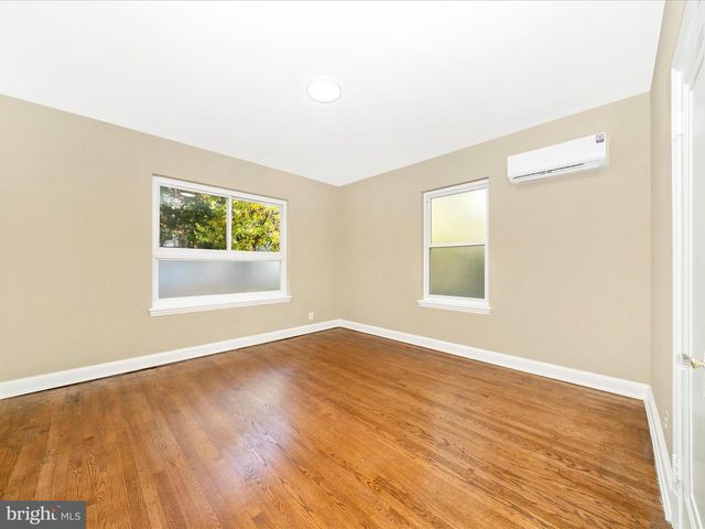 8203 GREENWOOD AVE, Takoma Park, MD 20912