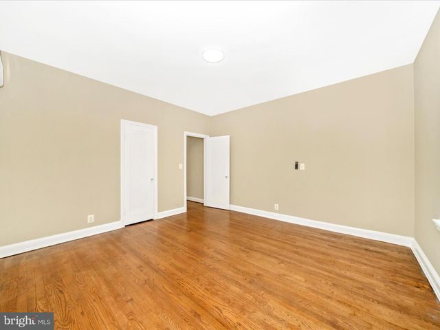 8203 GREENWOOD AVE, Takoma Park, MD 20912