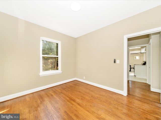 8203 GREENWOOD AVE, Takoma Park, MD 20912