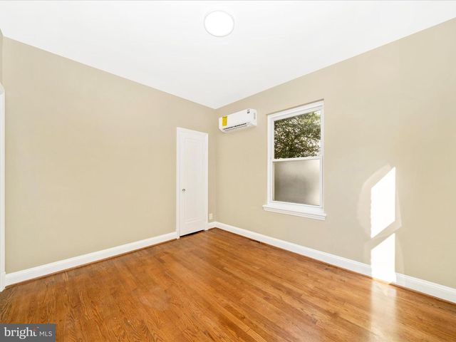 8203 GREENWOOD AVE, Takoma Park, MD 20912