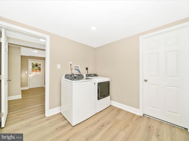 8203 GREENWOOD AVE, Takoma Park, MD 20912