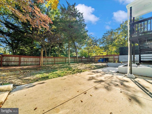 8203 GREENWOOD AVE, Takoma Park, MD 20912