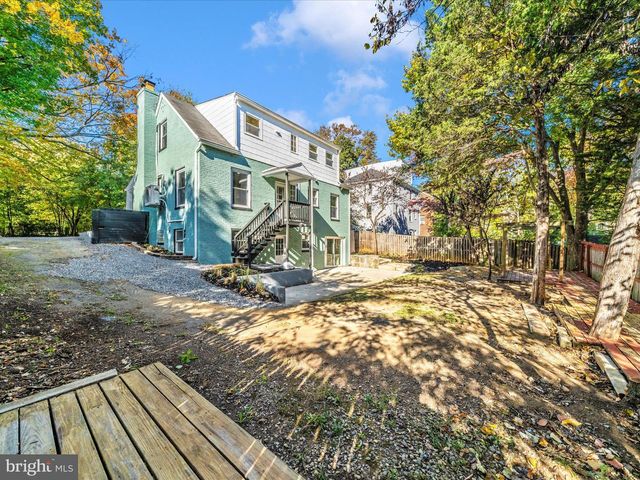 8203 GREENWOOD AVE, Takoma Park, MD 20912