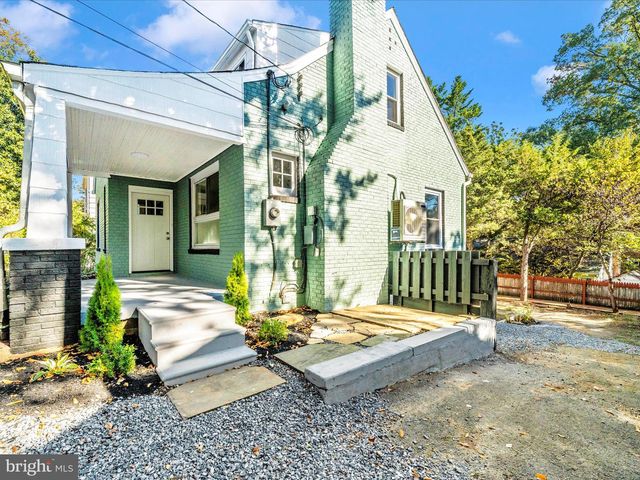 8203 GREENWOOD AVE, Takoma Park, MD 20912