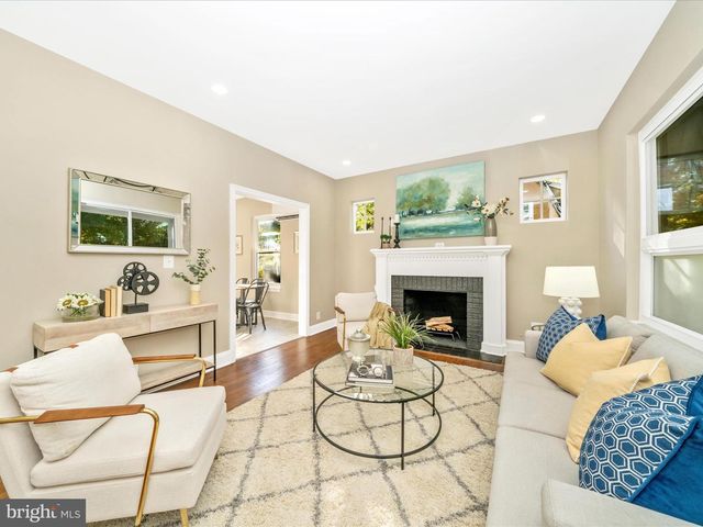 8203 GREENWOOD AVE, Takoma Park, MD 20912