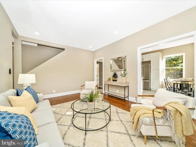 8203 GREENWOOD AVE, Takoma Park, MD 20912