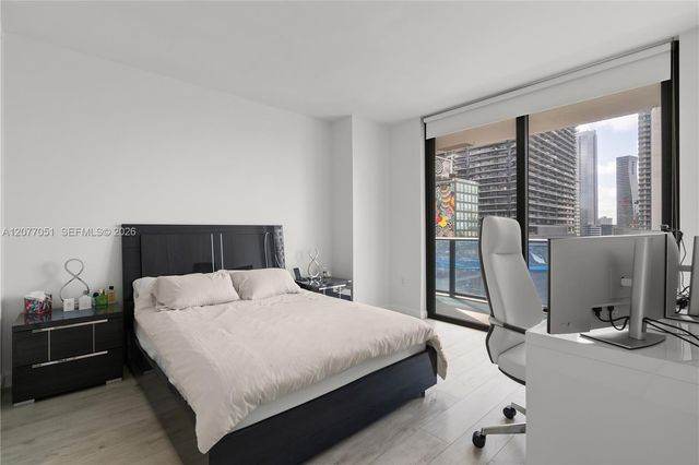 45 SW 9th Street 1405, Miami, FL 33130