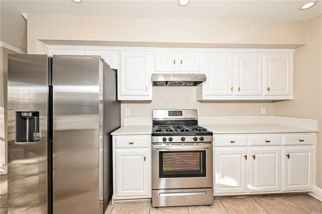 600 Johns Landing Way, Lawrenceville, GA 30045