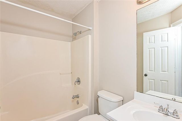 600 Johns Landing Way, Lawrenceville, GA 30045