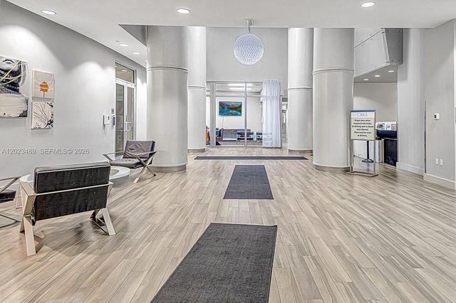 1750 N Bayshore Dr 3809, Miami, FL 33132