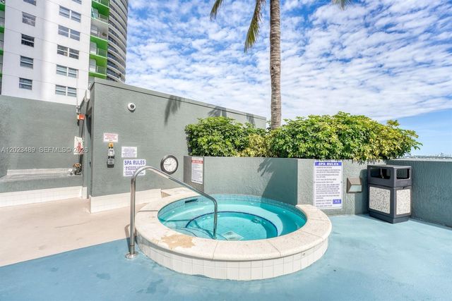 1750 N Bayshore Dr 3809, Miami, FL 33132