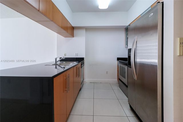 1750 N Bayshore Dr 3809, Miami, FL 33132