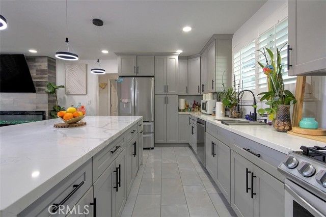 11523 Richeon, Downey, CA 90241