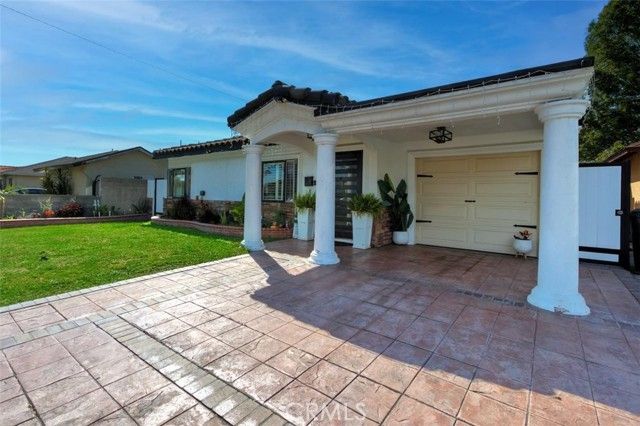 11523 Richeon, Downey, CA 90241