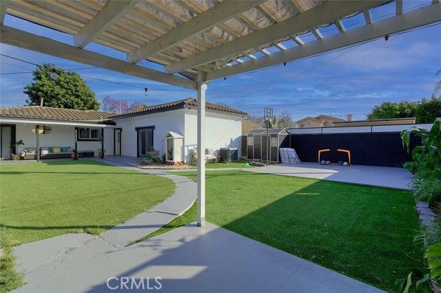 11523 Richeon, Downey, CA 90241