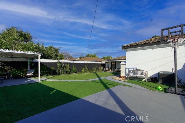 11523 Richeon, Downey, CA 90241