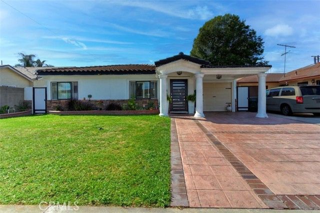 11523 Richeon, Downey, CA 90241