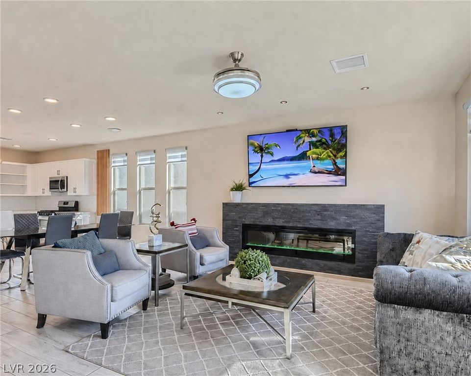 8044 Haywood Estate Avenue, Las Vegas, NV 89113 — photo 2