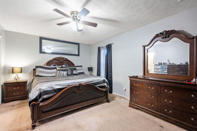 1313 E Sherry Drive, Rossville, GA 30741