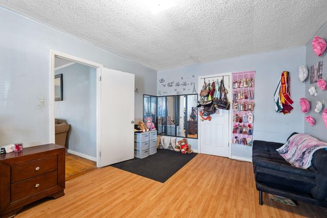 1313 E Sherry Drive, Rossville, GA 30741