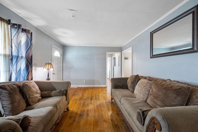 1313 E Sherry Drive, Rossville, GA 30741