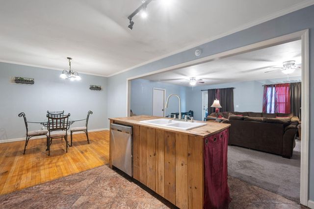 1313 E Sherry Drive, Rossville, GA 30741