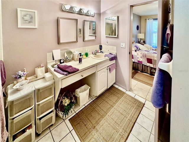 3332 TALLYWOOD COURT 7086, Sarasota, FL 34237
