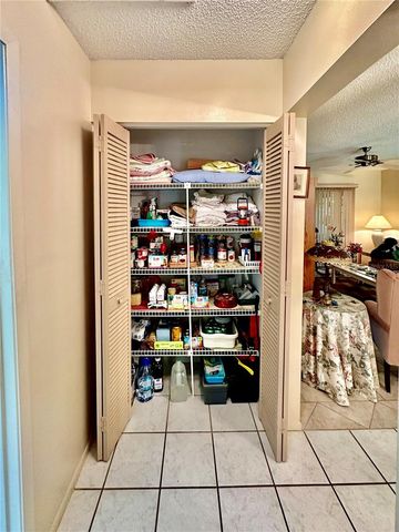 3332 TALLYWOOD COURT 7086, Sarasota, FL 34237