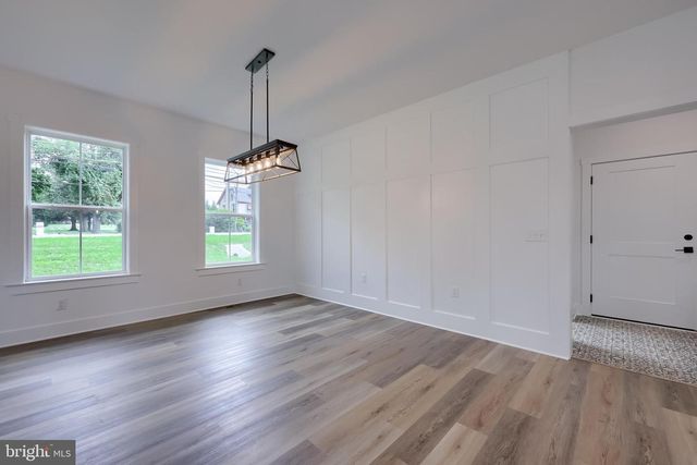 2012 MELODY LN, Lancaster, PA 17601