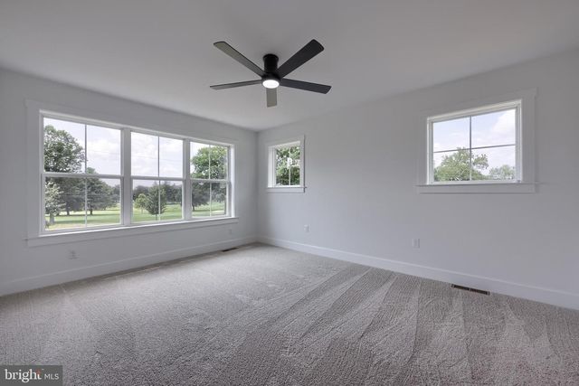 2012 MELODY LN, Lancaster, PA 17601