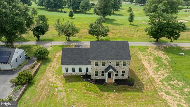 2012 MELODY LN, Lancaster, PA 17601