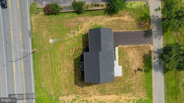 2012 MELODY LN, Lancaster, PA 17601