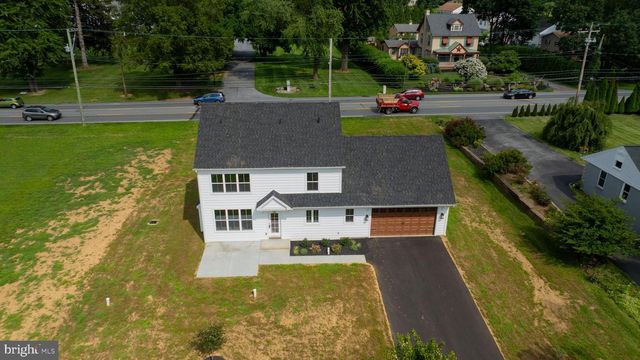 2012 MELODY LN, Lancaster, PA 17601
