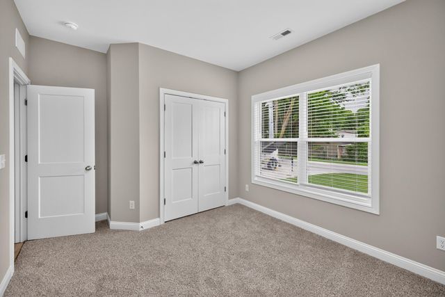 545 Shropshire Avenue, Lexington, KY 40508