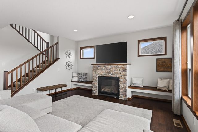 1169 Rosemary Lane, Chaska, MN 55318