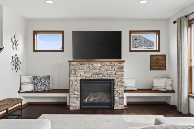 1169 Rosemary Lane, Chaska, MN 55318