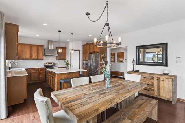 1169 Rosemary Lane, Chaska, MN 55318