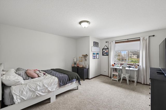 1169 Rosemary Lane, Chaska, MN 55318